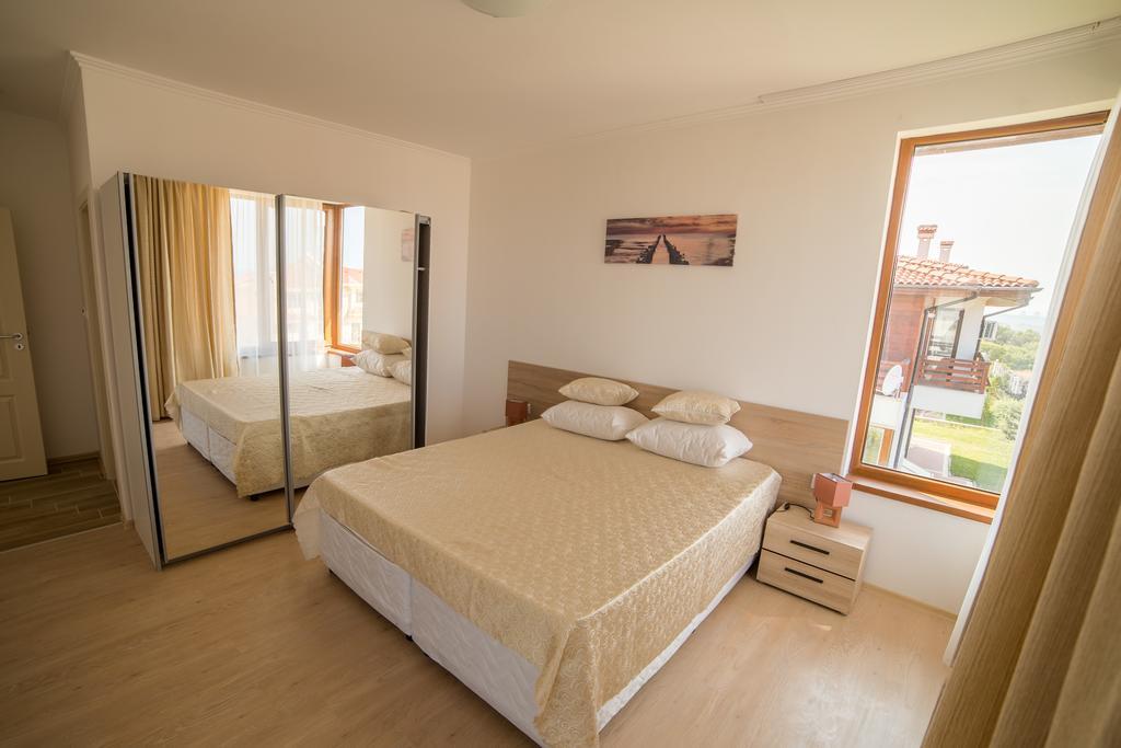 Villas In Complex Trakiyskiy Bryag Лозенец Екстериор снимка